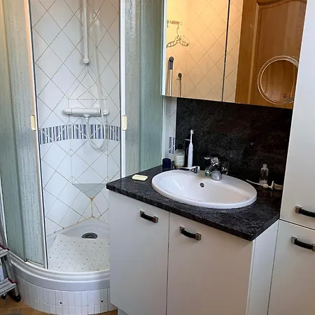 Unobstructed Beachfront View Apartamento *