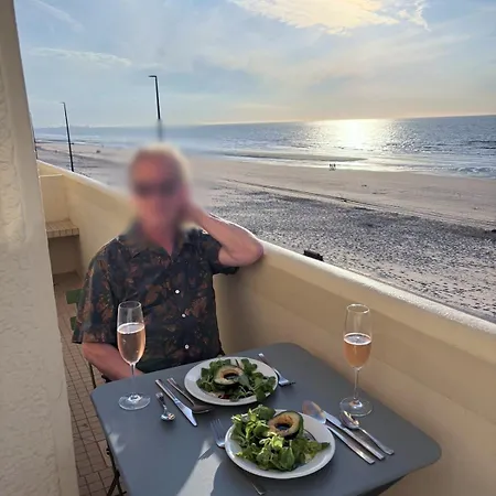 Unobstructed Beachfront View * Bray-Dunes