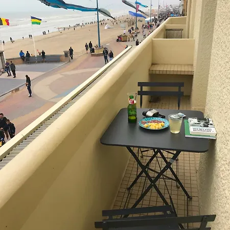 Unobstructed Beachfront View