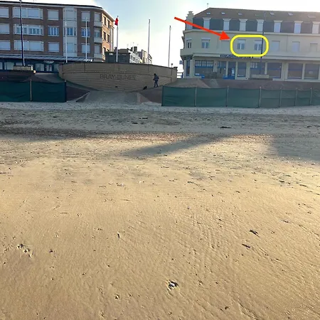 Unobstructed Beachfront View Bray-Dunes