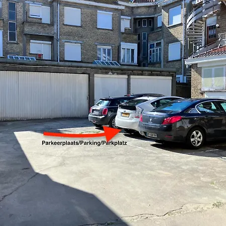 Unobstructed Beachfront View * براي دون
