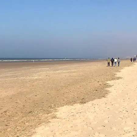 Unobstructed Beachfront View